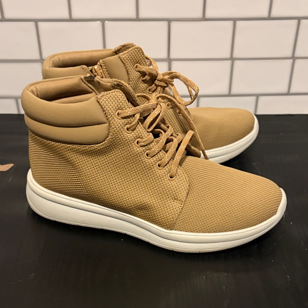 Skechers Tan Ankle Boots